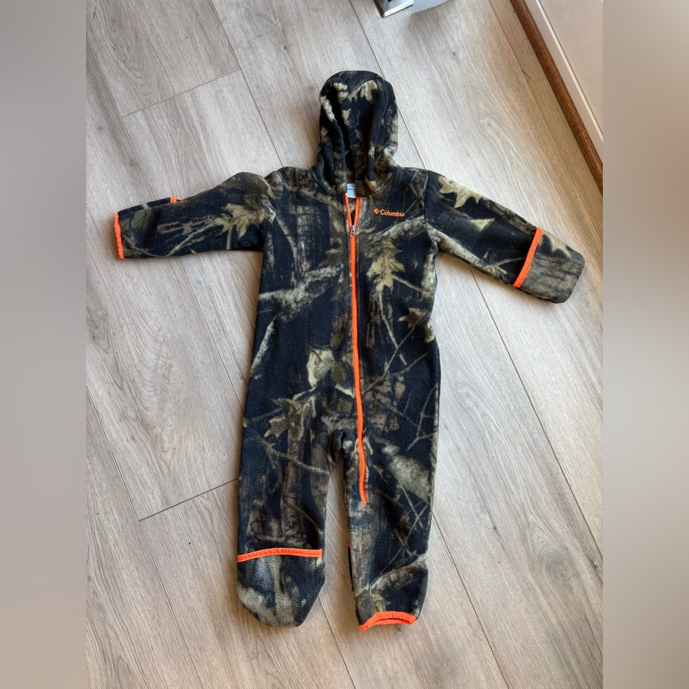 Columbia camo fleece bunting 18-24months